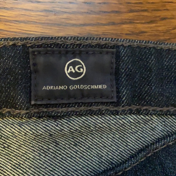 AG The Stilt Cigarette Leg Jean - Picture 3 of 8